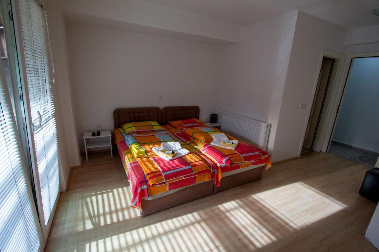 Villa In Apartments Ohrid Ngoại thất bức ảnh