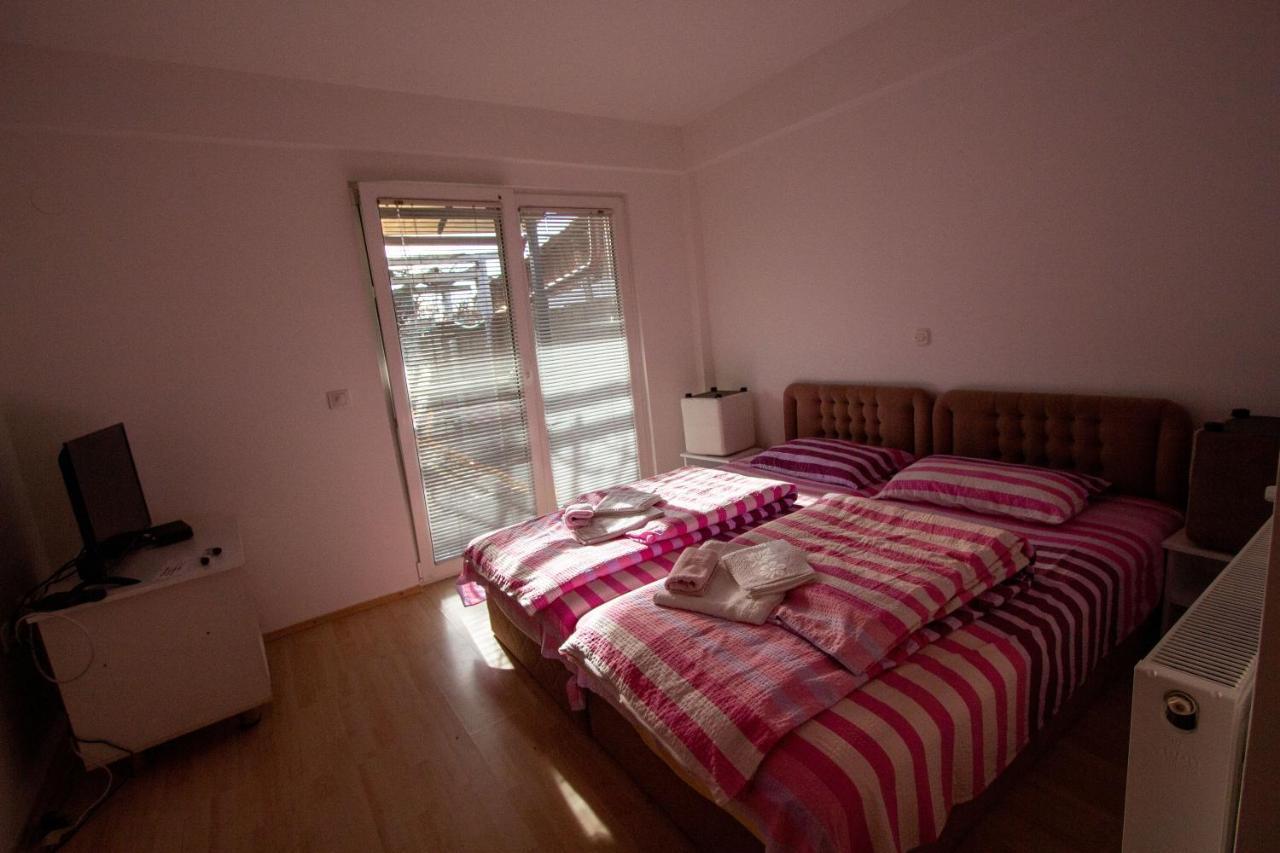 Villa In Apartments Ohrid Ngoại thất bức ảnh